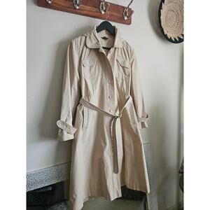 Vintage Neutral Trench Coat – Women’s Size 15 (Fits Modern S/M)